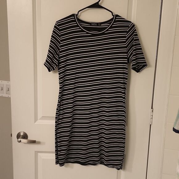 Boohoo Dresses & Skirts - Boohoo Dress 